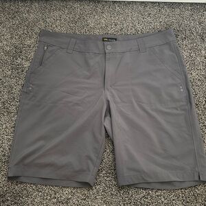 Lee’s ladies shorts size 16 medium